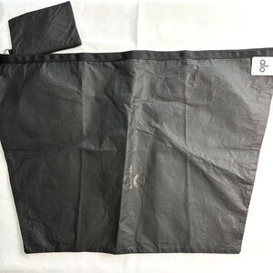 Alo Water-proof Keep It Dry Fitness Bag NWOT